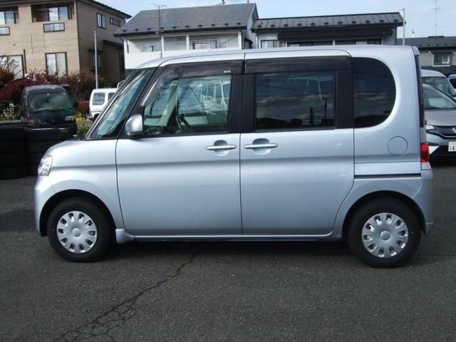 タント Ｌ　４ＷＤ　スライドドア　ベンチシート　ＡＴ　盗難防止システム　ＣＤ　ミュージックプレイヤー接続可　衝突安全ボディ　エアコン　パワーステアリング　パワーウィンドウ（16枚目）