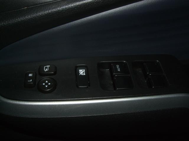 ソリオ ハイブリッドＭＸ　４ＷＤ　両側スライド・片側電動　クリアランスソナー　オートクルーズコントロール　レーンアシスト　衝突被害軽減システム　アルミホイール　オートライト　スマートキー　電動格納ミラー　シートヒーター　ＣＶＴ（10枚目）