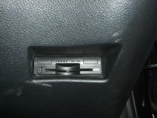 シエンタ G 4WD ETC レーンアシスト 衝突被害軽減システム 両側電動スライドドア オートマチックハイビーム スマートキー 電動格納ミラー CVT アルミホイール 盗難防止システム 衝突安全ボディ ABS(7枚目)