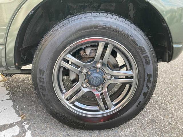 ジムニー ランドベンチャー　４ＷＤ　マニュアル５速　ターボ　ＣＤラジオ　シートヒーター　盗難防止システム　衝突安全ボディ　電動格納ミラー　運転駅助手席エアバック　ＡＢＳ　フォグランプ　ヘットライトレベライザー　ＭＴ　軽自動車（31枚目）