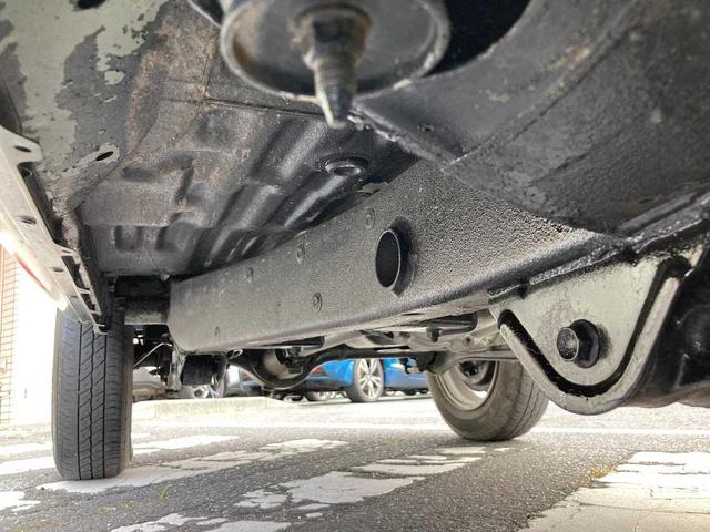 ジムニー ランドベンチャー　４ＷＤ　マニュアル５速　ターボ　ＣＤラジオ　シートヒーター　盗難防止システム　衝突安全ボディ　電動格納ミラー　運転駅助手席エアバック　ＡＢＳ　フォグランプ　ヘットライトレベライザー　ＭＴ　軽自動車（34枚目）