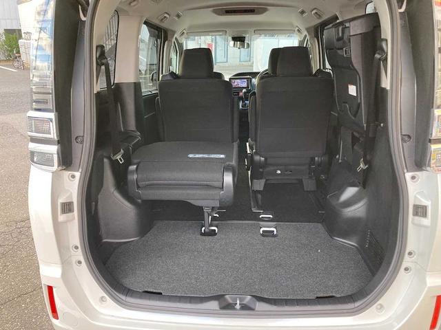 ヴォクシー Ｘ　４ＷＤ　７名　両側電動スライド　ワンセグナビ　ｂｌｕｅｔｏｏｒｔｈ接続　バックカメラ　ウォークスルー　３列シート　ＬＥＤヘットランプ　横滑り防止装置　盗難防止システム　衝突被害軽減システム（38枚目）