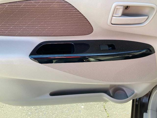 デイズ 　バックモニター　フルセグＴＶ　ワンオーナー車　スマートキー　エンジンスターター　シートヒーター付　プッシュスタート（10枚目）