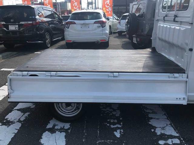 ＮＴ１００クリッパートラック ＤＸ　セーフティパッケージ　衝突安全ボディ　オートライト　ＡＢＳ　ＥＳＣ　禁煙車　ワンオーナー（13枚目）