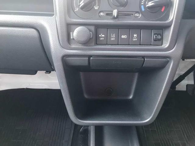 ＮＴ１００クリッパートラック ＤＸ　セーフティパッケージ　衝突安全ボディ　オートライト　ＡＢＳ　ＥＳＣ　禁煙車　ワンオーナー（30枚目）