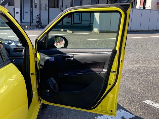 スイフトスポーツ ベースグレード スマートキー フルセグTV ドライブレコーダー ABS メモリーナビHIDヘッドライト 盗難防止装置 ETC(8枚目)