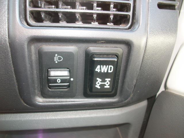 DX 4WD 5速 パワステ エアコン付き(17枚目)