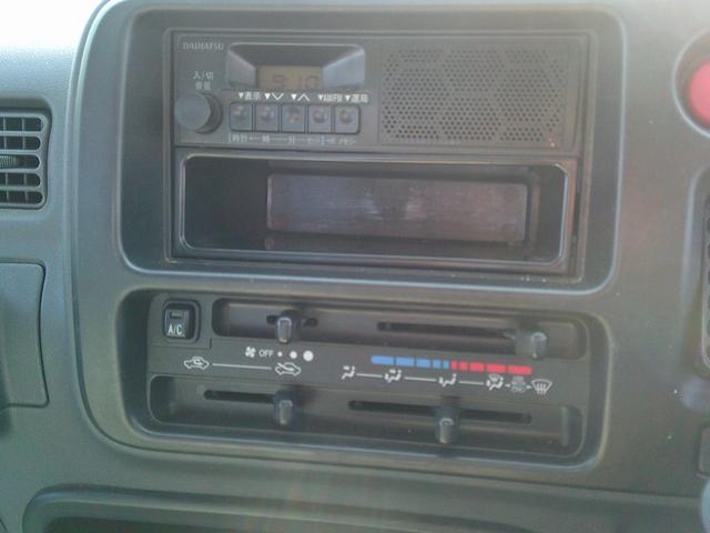 ハイゼットトラック スペシャル 4WD 5速 パワステ エアコン(11枚目)