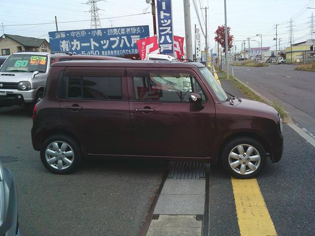 アルトラパン X 4WD オートマ プッシュスタート車(4枚目)