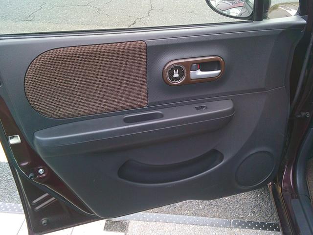 アルトラパン X 4WD オートマ プッシュスタート車(10枚目)