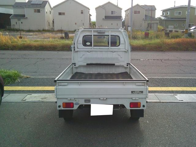 キャリイトラック ＫＣ　４ＷＤ　５速　パワステ　エアコン（3枚目）
