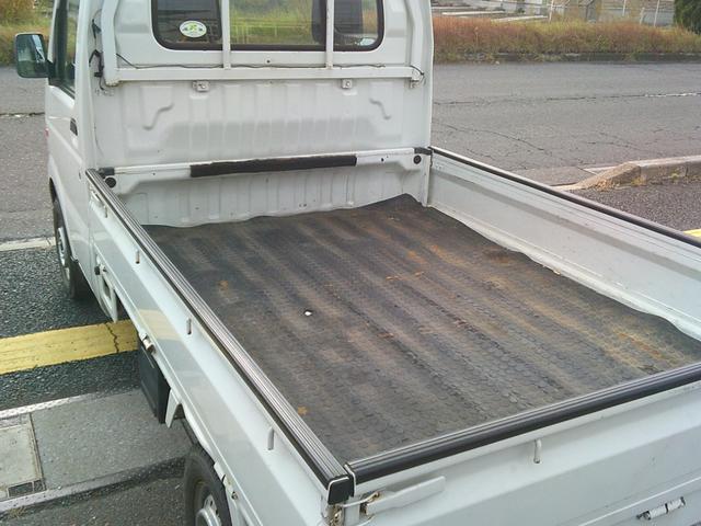 キャリイトラック ＫＣ　４ＷＤ　５速　パワステ　エアコン（8枚目）