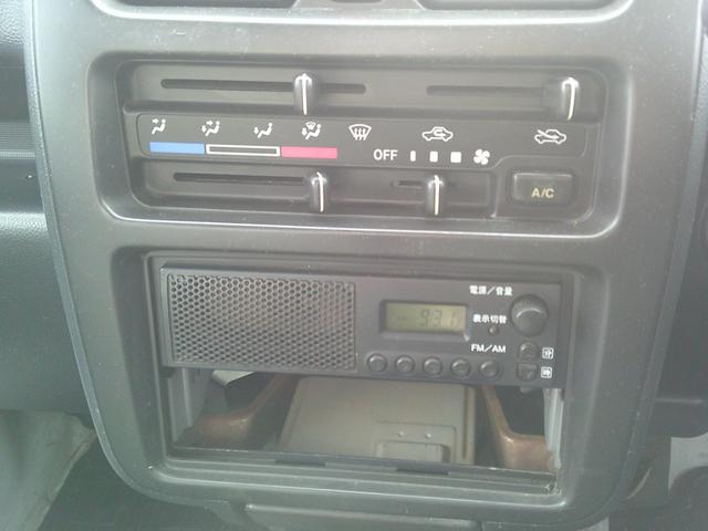 キャリイトラック ＫＣ　４ＷＤ　５速　パワステ　エアコン（11枚目）