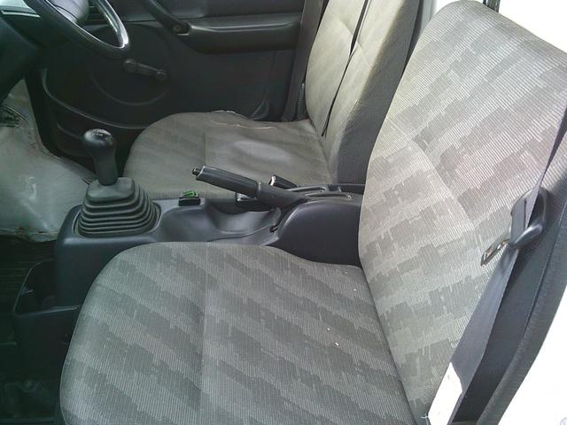 キャリイトラック ＫＣ　４ＷＤ　５速　パワステ　エアコン（12枚目）