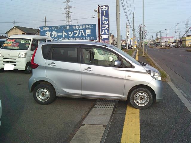 デイズ Ｓ　４ＷＤ　オートマ　キーレス　アイドリングストップ車（4枚目）