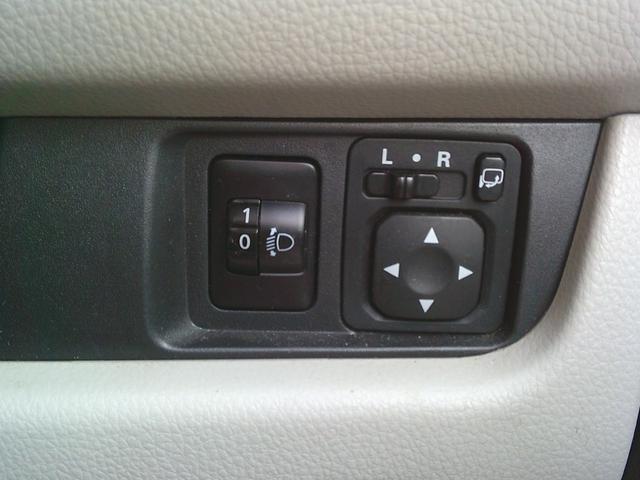 デイズ Ｓ　４ＷＤ　オートマ　キーレス　アイドリングストップ車（17枚目）