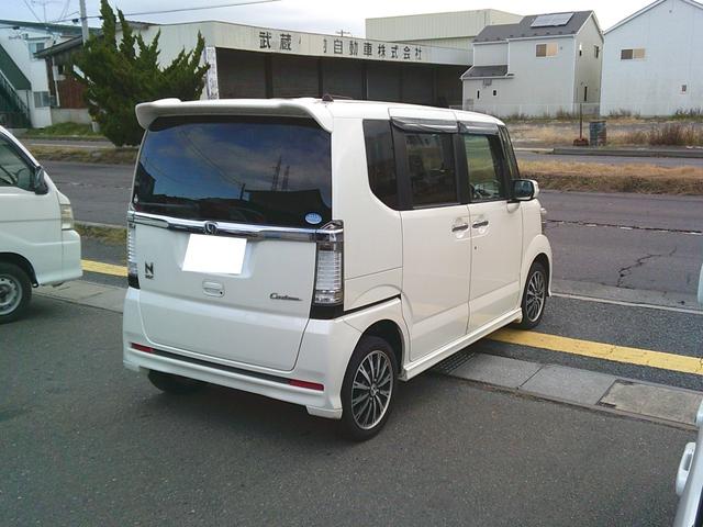 N-BOXカスタム G・ターボパッケージ 4WD オートマ ターボ リア両側電動スライドドア HID 社外ナビ バックカメラ(7枚目)