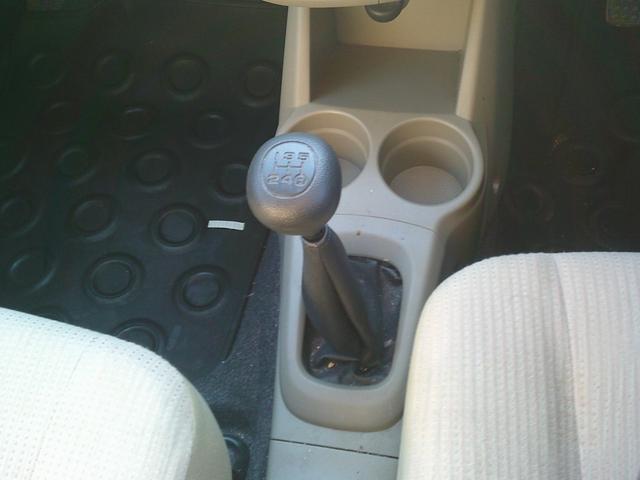 ミラ Ｌ　４ＷＤ　５速　５ドア（9枚目）