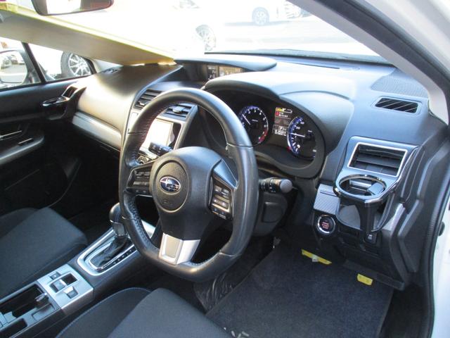 レヴォーグ １．６ＧＴ－Ｓアイサイト　４ＷＤ　レーダークルーズ　カロッツェリアフルセグナビ　パワーシート　ＥＴＣ　社外マフラー（9枚目）