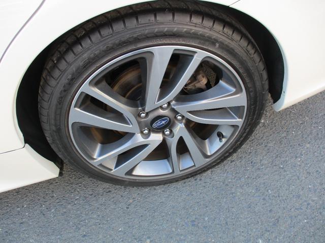 レヴォーグ １．６ＧＴ－Ｓアイサイト　４ＷＤ　レーダークルーズ　カロッツェリアフルセグナビ　パワーシート　ＥＴＣ　社外マフラー（30枚目）