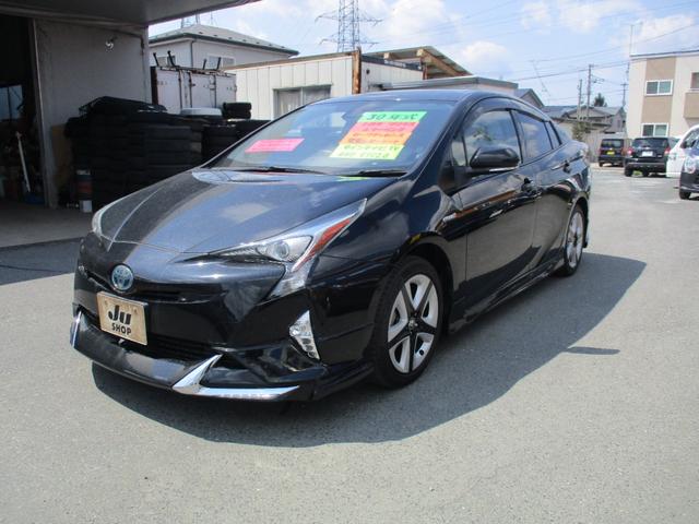 プリウス Ａツーリングセレクション　セーフティセンス　４ＷＤ　ＥＴＣ２．０　純正エンジンスターター　レーダークルーズ純正９インチナビ　バックモニター　シートヒーター　ドライブレコーダー　社外エアロ（22枚目）