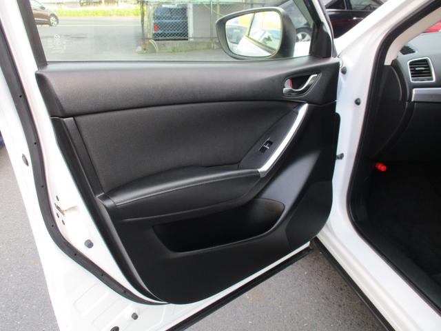 ＣＸ－５ ＸＤ　４ＷＤ　クリーンディーゼル　ブレーキサポート　スマートキー　メーカーナビ　バックカメラ　ＬＥＤヘッドライト　純正エンジンスターター（12枚目）