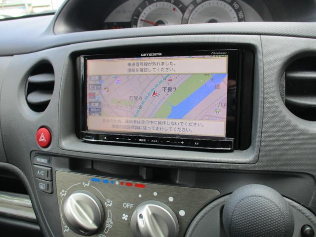 シエンタ ＤＩＣＥ　４ＷＤ　ワンオーナー　両側スライドドア　ＨＩＤライト　メモリーナビ　キーレス　１４インチアルミ（3枚目）