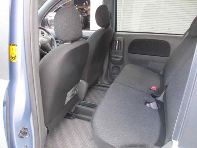 シエンタ ＤＩＣＥ　４ＷＤ　ワンオーナー　両側スライドドア　ＨＩＤライト　メモリーナビ　キーレス　１４インチアルミ（14枚目）