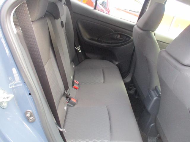 ヤリスクロス ハイブリッドＧ　４ＷＤ　ワンオーナー　セーフティセンス　ディスプレイオーディオ　シートヒーター　ステアヒーター　ＨＤＭＩ　ＥＴＣ２．０　前後ドライブレコーダー（16枚目）