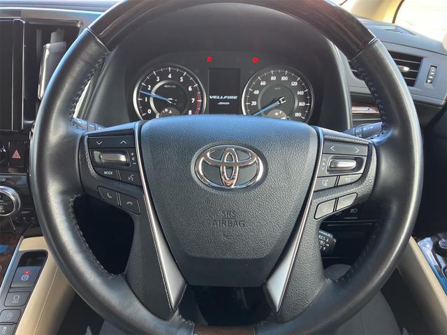 ヴェルファイア ２．５Ｘ　４ＷＤ　ドライブレコーダー　バックカメラ　ＴＶ　クリアランスソナー　オートクルーズコントロール　レーンアシスト　衝突被害軽減システム　両側スライドドア　オートマチックハイビーム　オートライト（3枚目）