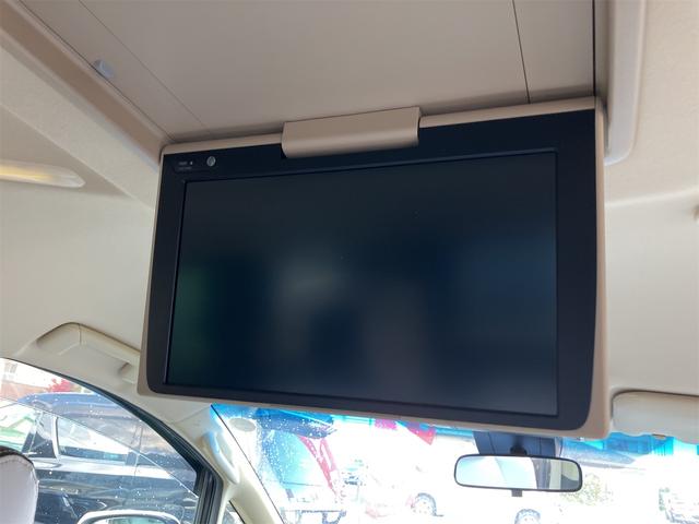 ヴェルファイア ２．５Ｘ　４ＷＤ　ドライブレコーダー　バックカメラ　ＴＶ　クリアランスソナー　オートクルーズコントロール　レーンアシスト　衝突被害軽減システム　両側スライドドア　オートマチックハイビーム　オートライト（8枚目）