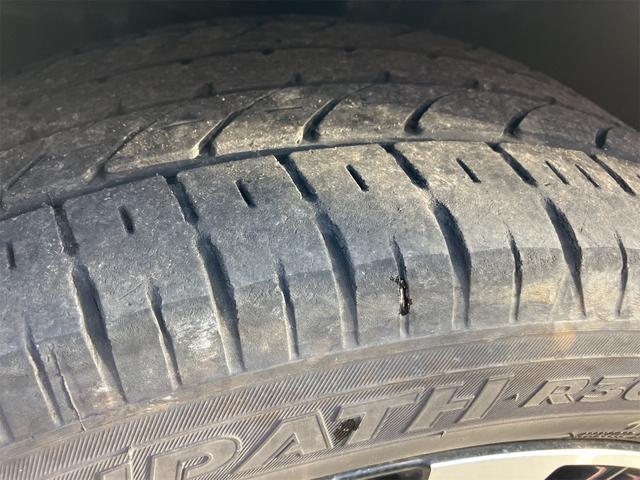 ヴェルファイア ２．５Ｘ　４ＷＤ　ドライブレコーダー　バックカメラ　ＴＶ　クリアランスソナー　オートクルーズコントロール　レーンアシスト　衝突被害軽減システム　両側スライドドア　オートマチックハイビーム　オートライト（20枚目）