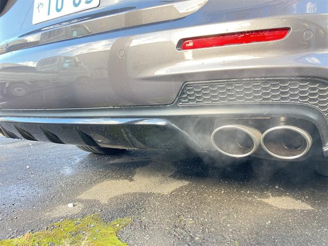 クアトロポルテ 　ドライブレコーダー　クリアランスソナー　ナビ　アルミホイール　オートライト　サンルーフ　ＡＴ　シートヒーター　アイドリングストップ　パワーシート　記録簿　ＥＳＣ　エアコン　パワーウィンドウ（16枚目）