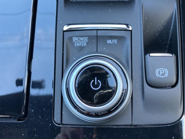 クアトロポルテ 　ドライブレコーダー　クリアランスソナー　ナビ　アルミホイール　オートライト　サンルーフ　ＡＴ　シートヒーター　アイドリングストップ　パワーシート　記録簿　ＥＳＣ　エアコン　パワーウィンドウ（63枚目）