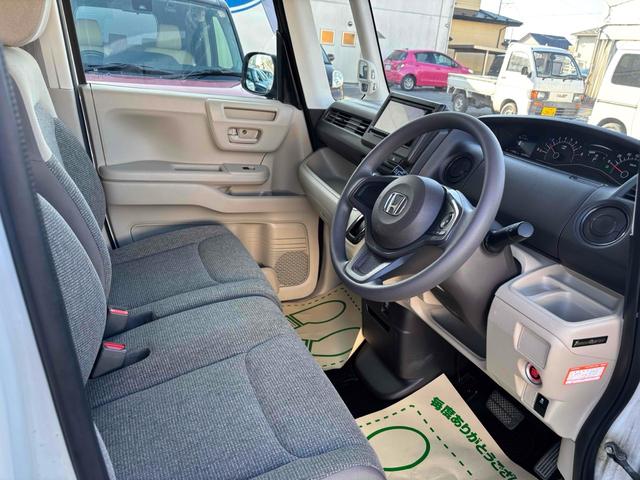 Ｎ－ＢＯＸ Ｇ　４ＷＤ　両側スライドドア　ＴＶ　ＬＥＤヘッドランプ　スマートキー　アイドリングストップ　シートヒーター　ベンチシート　ＣＶＴ　盗難防止システム　ＡＢＳ　ＥＳＣ　アルミホイール　衝突安全ボディ　エアコン（5枚目）