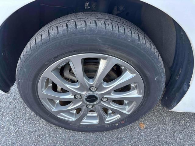 Ｎ－ＢＯＸ Ｇ　４ＷＤ　両側スライドドア　ＴＶ　ＬＥＤヘッドランプ　スマートキー　アイドリングストップ　シートヒーター　ベンチシート　ＣＶＴ　盗難防止システム　ＡＢＳ　ＥＳＣ　アルミホイール　衝突安全ボディ　エアコン（15枚目）