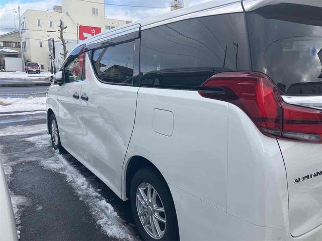 アルファード ２．５Ｓ　４ＷＤ　ＥＴＣ　バックカメラ　ナビ　ＴＶ　クリアランスソナー　オートクルーズコントロール　レーンアシスト　衝突被害軽減システム　両側電動スライドドア　オートマチックハイビーム　オートライト（14枚目）