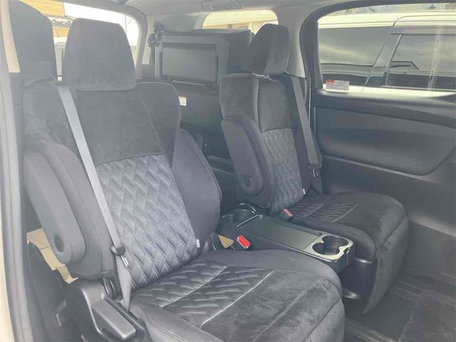 アルファード ２．５Ｓ　４ＷＤ　ＥＴＣ　バックカメラ　ナビ　ＴＶ　クリアランスソナー　オートクルーズコントロール　レーンアシスト　衝突被害軽減システム　両側電動スライドドア　オートマチックハイビーム　オートライト（43枚目）