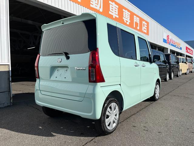 タント Ｌ　ＣＶＴ　４ＷＤ　プッシュスタート　アイドリングストップ　オートエアコン　シートヒーター　横滑り防止抑制機能　衝突軽減回避システム　誤発進抑制機能（4枚目）