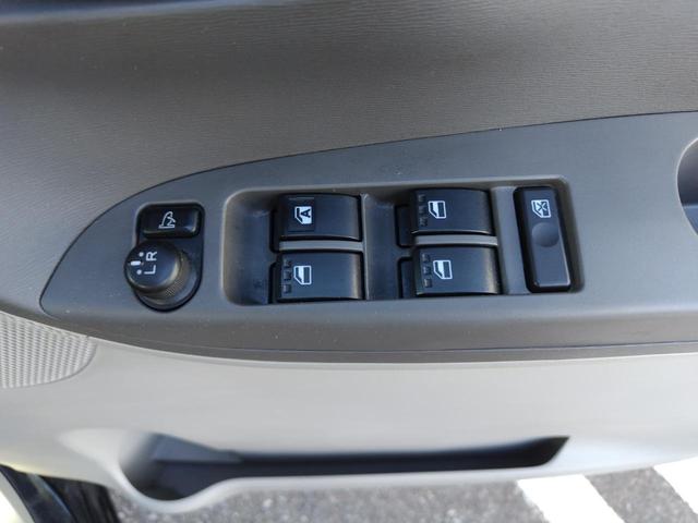 タント Ｌ　ＳＡＩＩＩ　４ＷＤ　キーレスエントリー　運転席シートヒーター　バックカメラ　電動格納ドアミラー　後部座席サンシェード　オートライト　横滑り防止装置（30枚目）