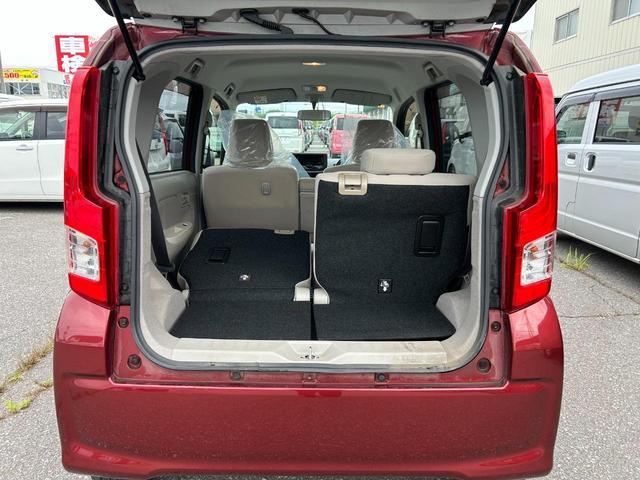 ムーヴ Ｌ　４ＷＤ　キーレスエントリー　運転席シートヒーター　横滑り防止装置　タコメーター　ＣＤオーディオ　電動格納ドアミラー　パワーウィンドウ（16枚目）