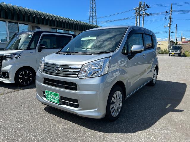 ムーヴ Ｌ　４ＷＤ　キーレスエントリー　運転席シートヒーター　横滑り防止装置　電動格納ドアミラー　パワーウィンドウ　タコメーター　ＣＤオーディオ（5枚目）