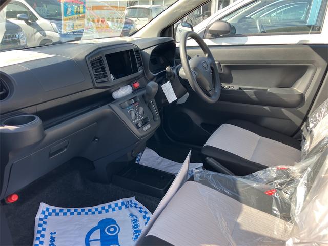 ミライース Ｌ　ＳＡＩＩＩ　４ＷＤ　届け出済未使用車　クリアランスソナー　衝突被害軽減システム　オートライト　キーレスエントリー　アイドリングストップ　ＣＶＴ　盗難防止システム　ＡＢＳ　ＥＳＣ　衝突安全ボディ　エアコン（12枚目）