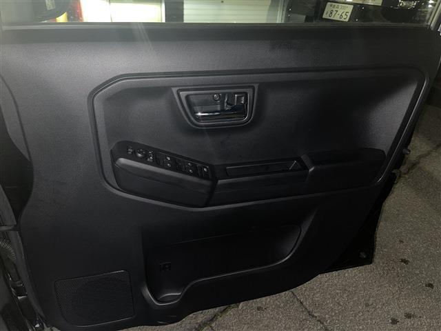 タフト G ダーククロムベンチャー 4WD 届け出済み未使用車 クリアランスソナー 衝突被害軽減システム オートライト LEDヘッドランプ スマートキー アイドリングストップ 電動格納ミラー シートヒーター CVT 盗難防止システム(41枚目)