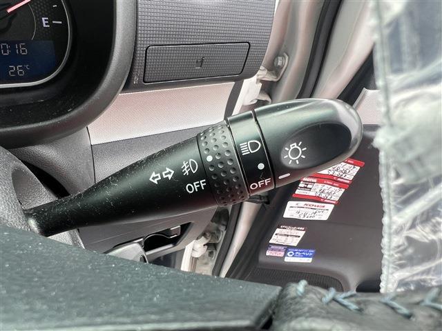 ムーヴコンテ Ｌ　ＶＳＩＩ　キーレスエントリー　４ＷＤ　フォグランプ　ＥＴＣ　社外カーナビ　アイドリングストップ　シュガーソケット　コラムＡＴ　タコメーター（28枚目）