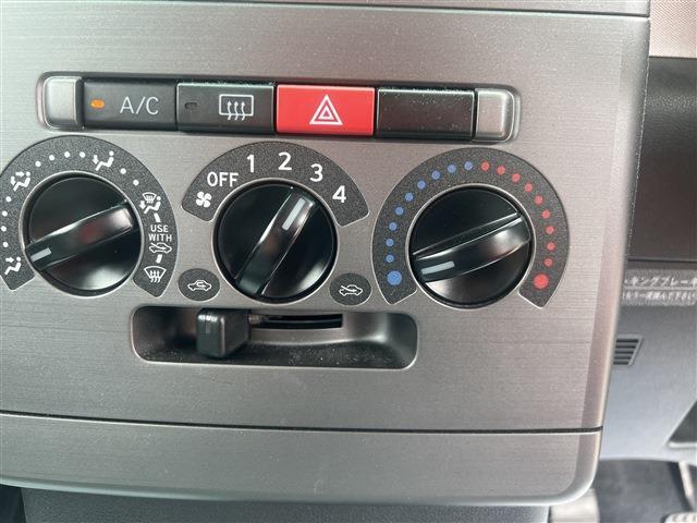 ムーヴコンテ Ｌ　ＶＳＩＩ　キーレスエントリー　４ＷＤ　フォグランプ　ＥＴＣ　社外カーナビ　アイドリングストップ　シュガーソケット　コラムＡＴ　タコメーター（31枚目）