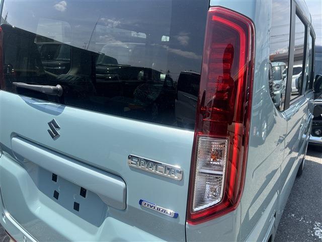 スペーシア ハイブリッドＸ　４ＷＤ　スマートキー　プッシュスタート　運転席助手席シートヒーター　ステアリングリモコン　リア両側パワースライドドア　サーキュレーター（12枚目）