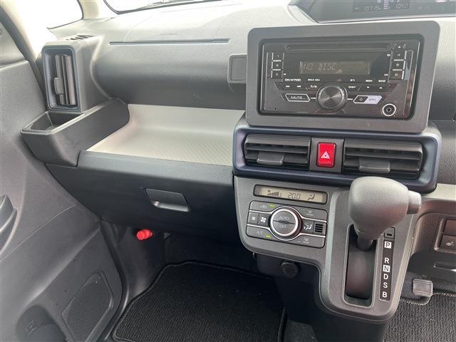 タント 　４ＷＤ　スマートキー　プッシュスタート　運転席助手席シートヒーター　衝突被害軽減ブレーキ　パーキングセンサー　ＣＤオーディオ（33枚目）