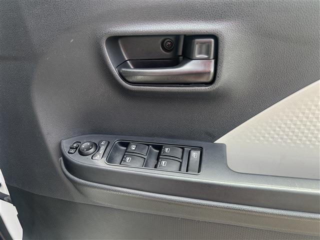 タント 　４ＷＤ　スマートキー　プッシュスタート　運転席助手席シートヒーター　衝突被害軽減ブレーキ　パーキングセンサー　ＣＤオーディオ（46枚目）