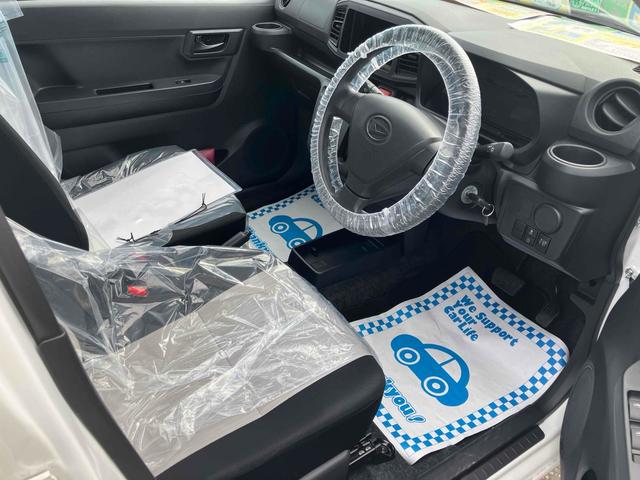 ミライース Ｌ　４ＷＤ　キーレスエントリー　アイドリングストップ　ＣＶＴ　盗難防止システム　ＡＢＳ　ＥＳＣ　衝突安全ボディ　エアコン　パワーステアリング　パワーウィンドウ（11枚目）